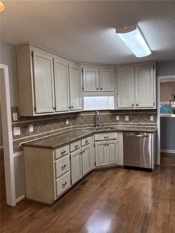 Building Photo - 5045 Bayberry Ct