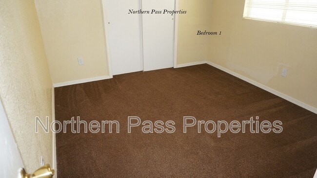Building Photo - 11021 Sunshine Ct
