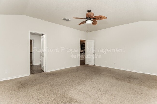 Building Photo - 2935 Thackery Groove