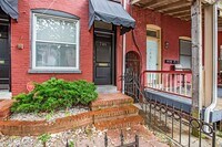 Building Photo - Cool Springs townhome featuring 2 Bedrooms...