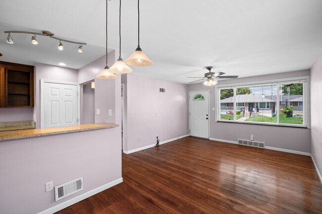 Building Photo - 4164 Kettler Rd