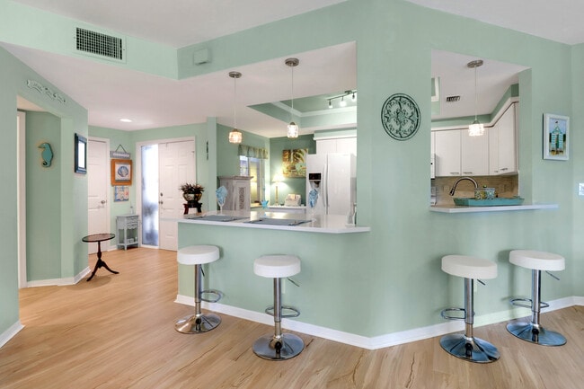 Building Photo - 2820 Citrus Lake Dr