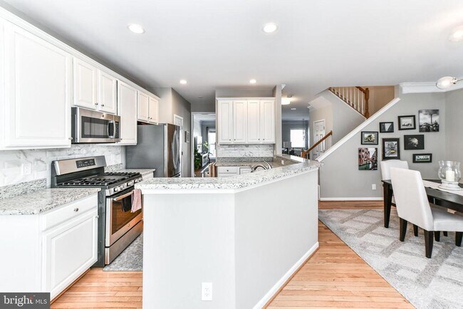 Building Photo - 2923 Hunters Glen Way