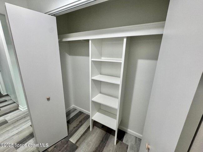 Building Photo - 789 Walnut Dr