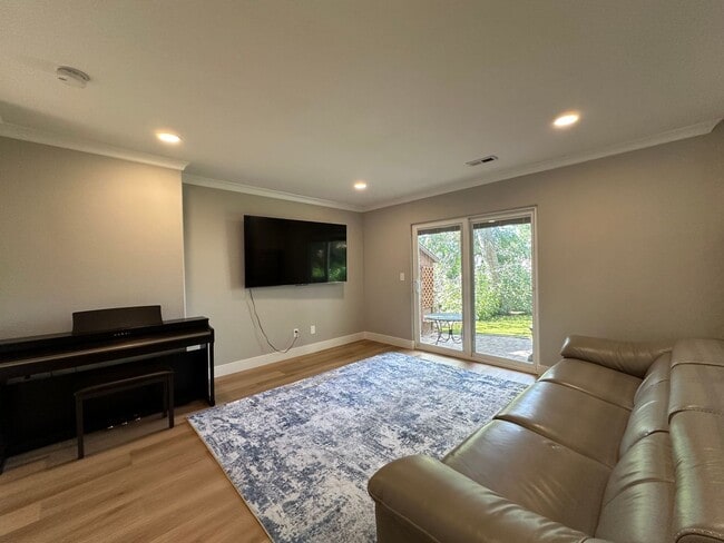 Building Photo - Stunning Home with Park-Like Setting in Superior - 4BD, 3.5BA