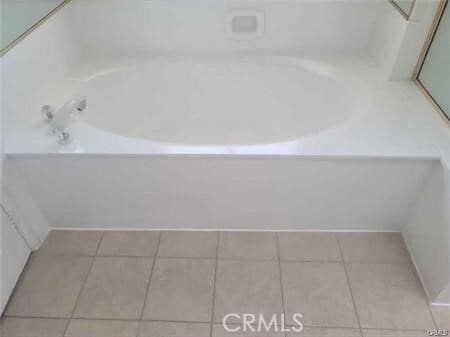 Building Photo - 2825 Plaza del Amo