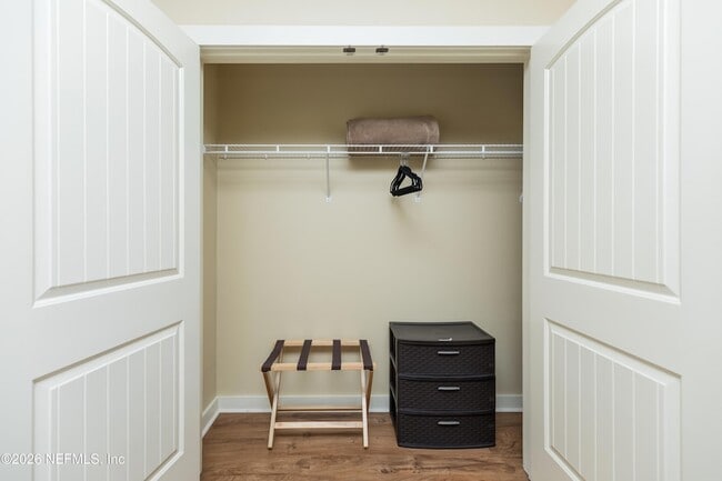 Building Photo - 945 Registry Blvd