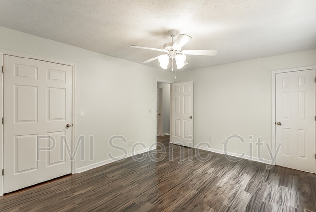 Building Photo - 343 Pine St