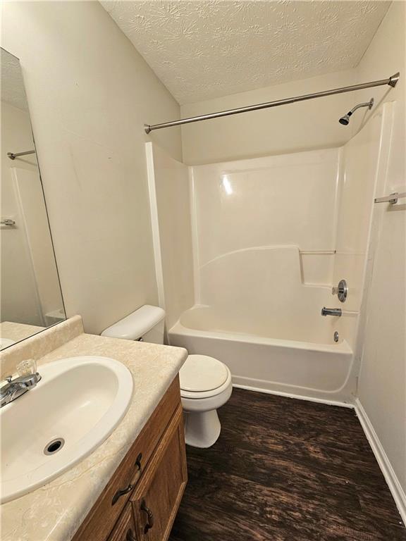 Building Photo - 3010 Fields Dr