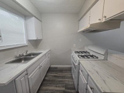 Building Photo - 3714 Ave S