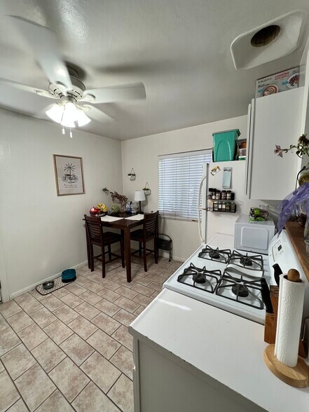 Building Photo - 3539 Jemez Dr