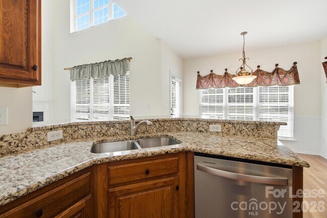 Building Photo - 16903 Hampton Trace Rd