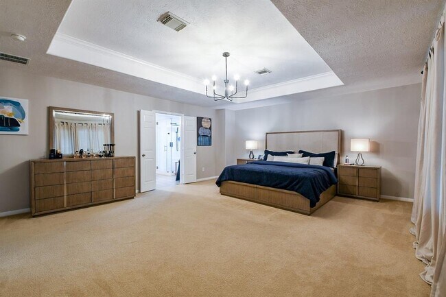 Building Photo - 6711 Seminole Lodge Ln