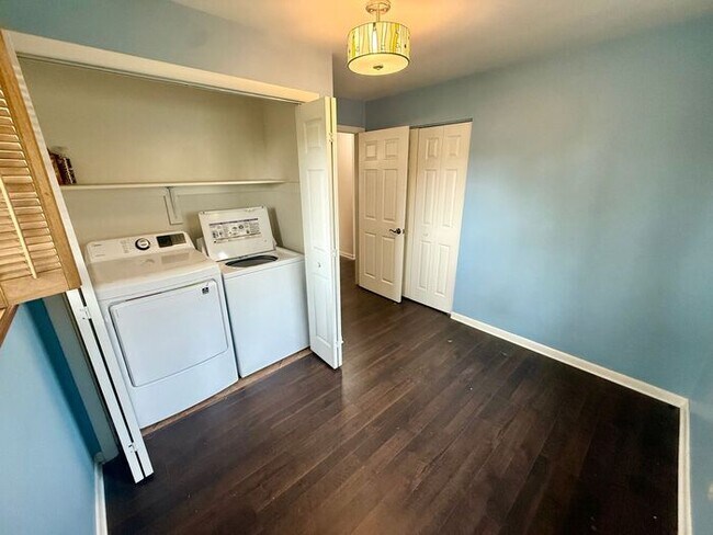 Building Photo - Conveniently Located 2 Bed, 2 Bath + 2 Bonus Rooms in Greeley