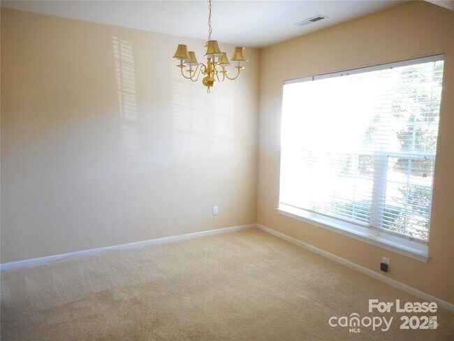 Building Photo - 11310 Ladonia Ct
