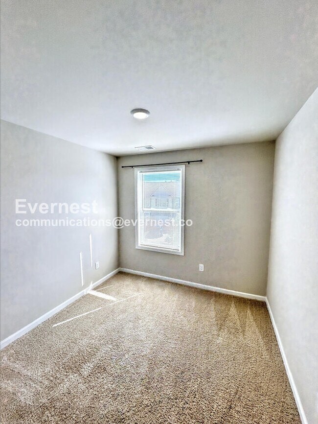 Building Photo - 4152 Grapevine Loop