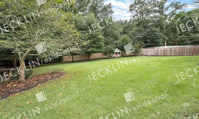 Building Photo - 9606 Tracy Ct