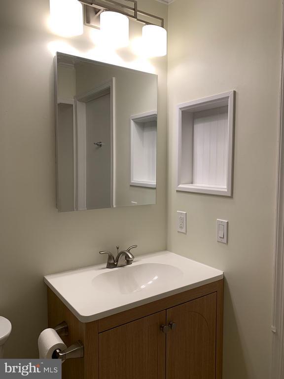 Building Photo - 44 Coral Tree Ct