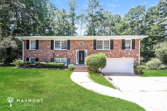 Building Photo - 6345 Thornhedge Dr