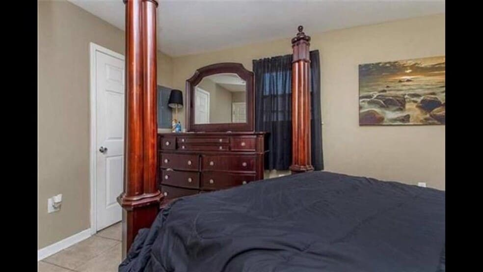 One of 2 bedrooms - 4034 Dale St