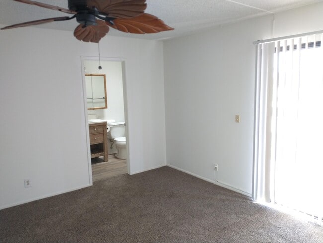 Building Photo - 5314 Los Coyotes Dr