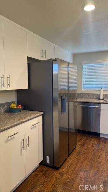 Building Photo - 27864 Emerald