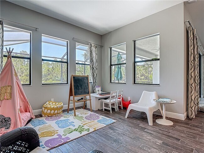 Building Photo - 4524 Tamarind Way