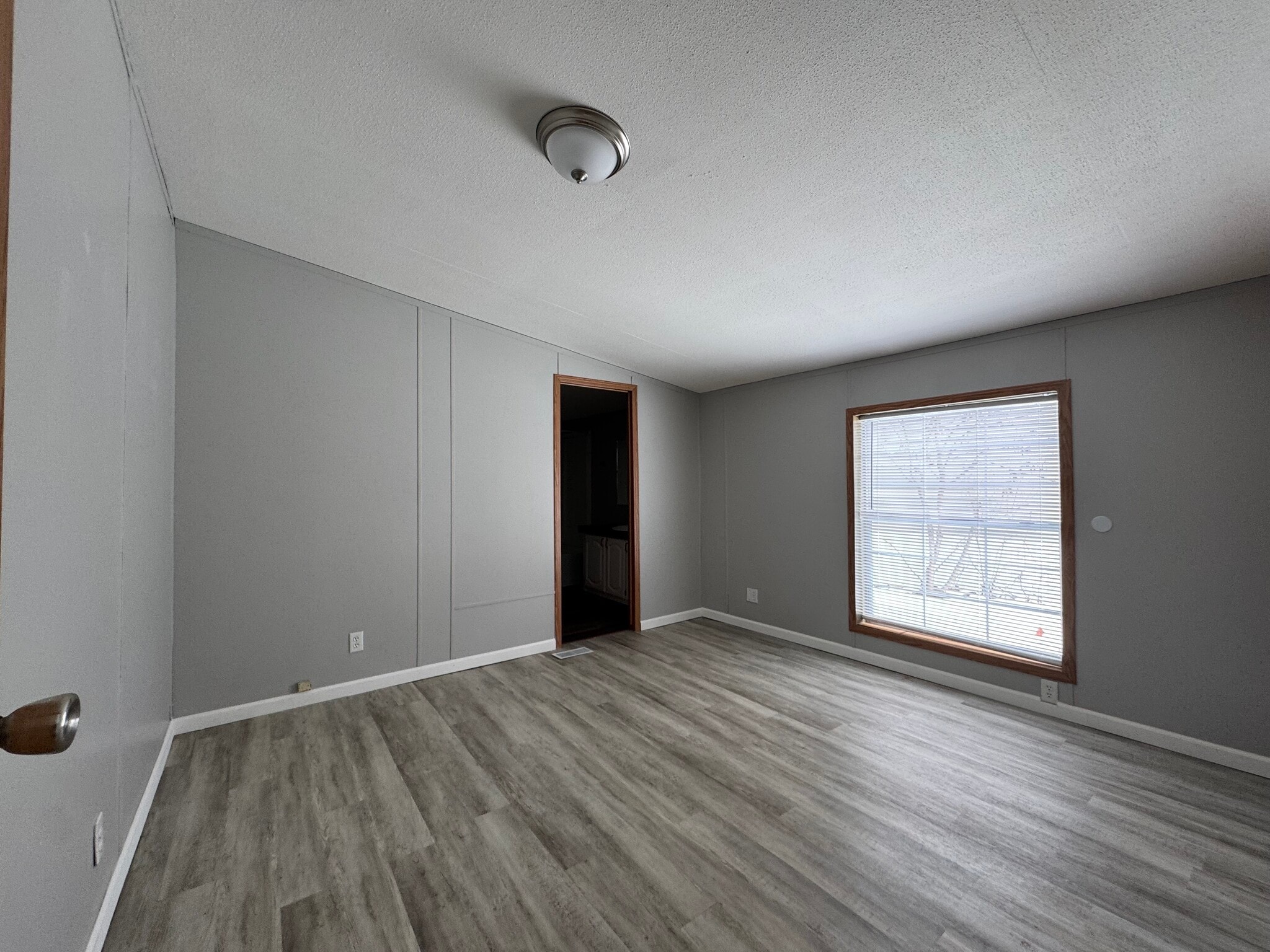 Building Photo - 4237 Daffodil Cir