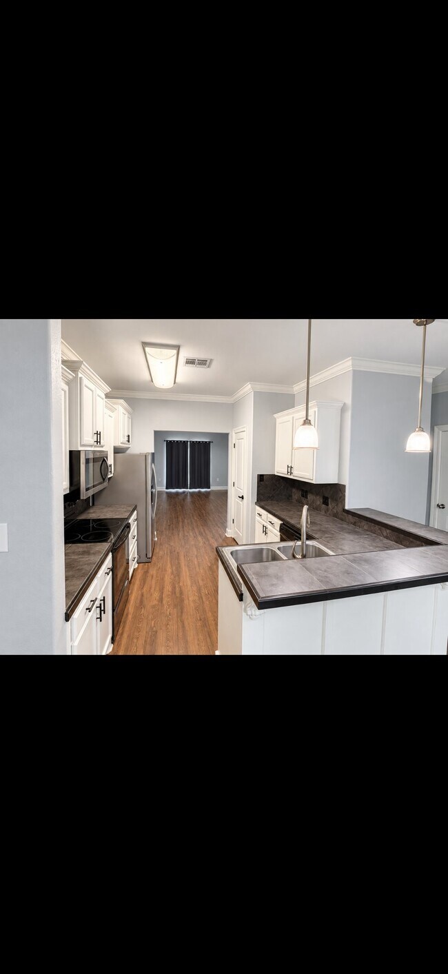 Building Photo - 20334 De Chene Dr