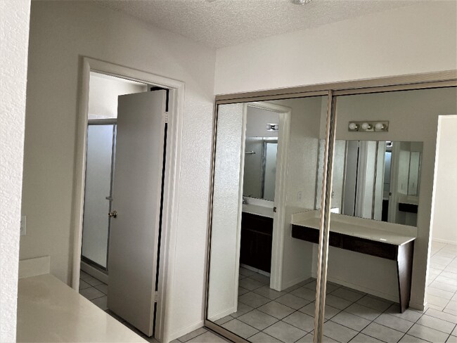 Building Photo - 7450 Trudy Ln