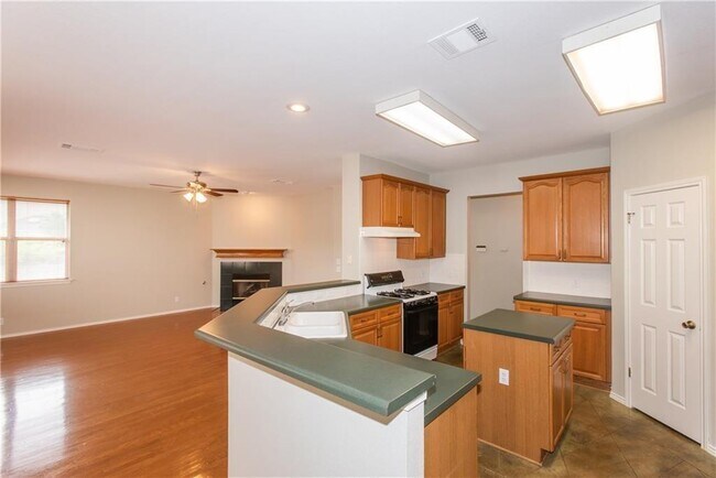 Building Photo - 4908 Quick Water Cove