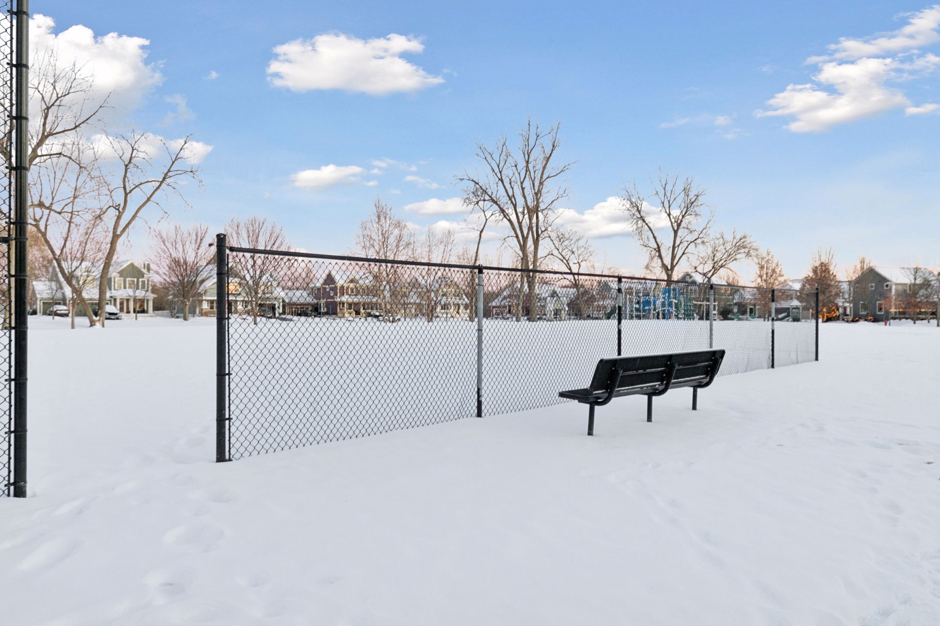 Building Photo - 14246 Garden Way N