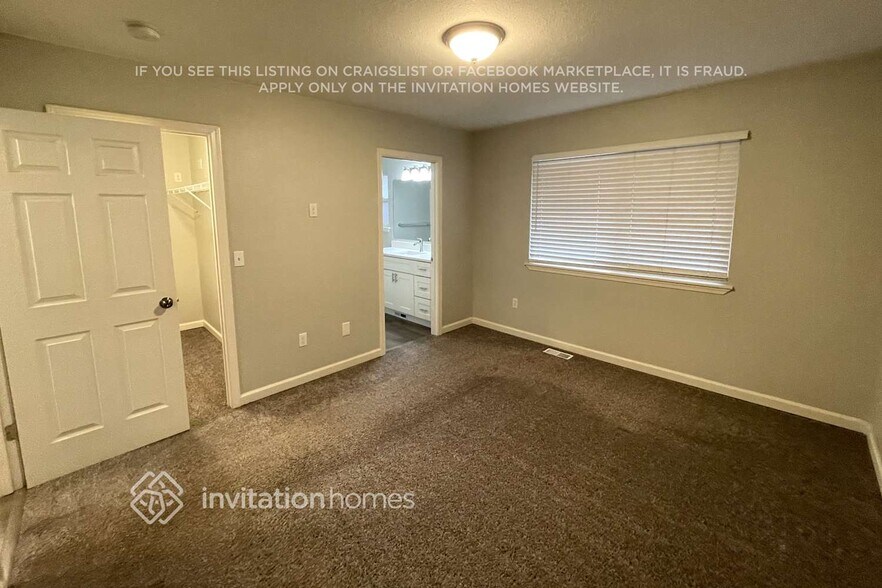 Building Photo - 1302 116th Dr SE