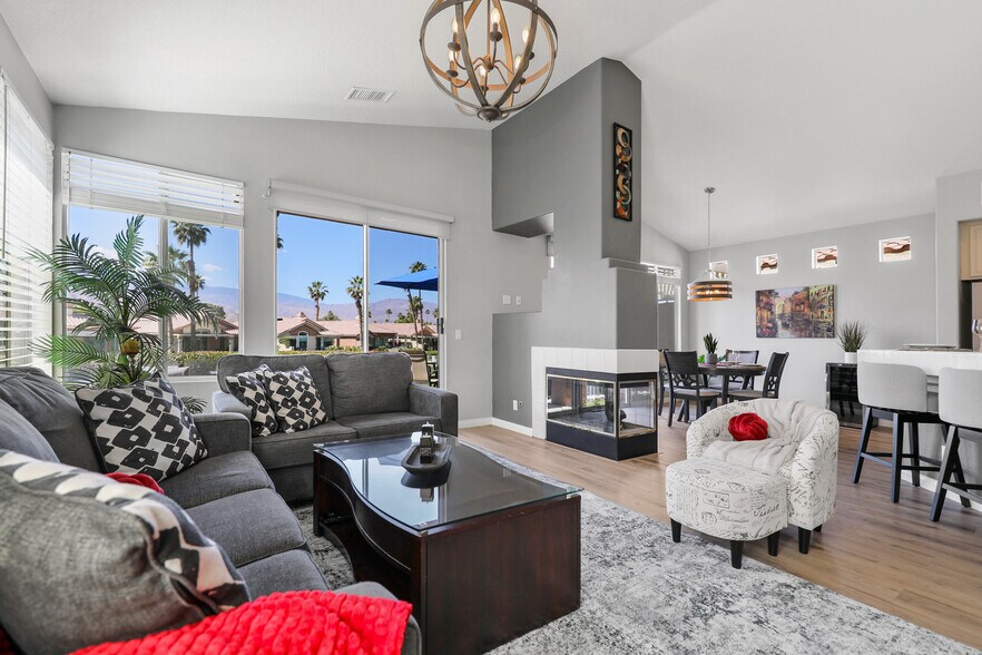 Building Photo - 76747 Minaret Way