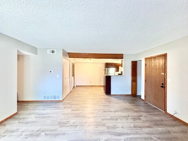 Building Photo - 7150 W 20th Ave