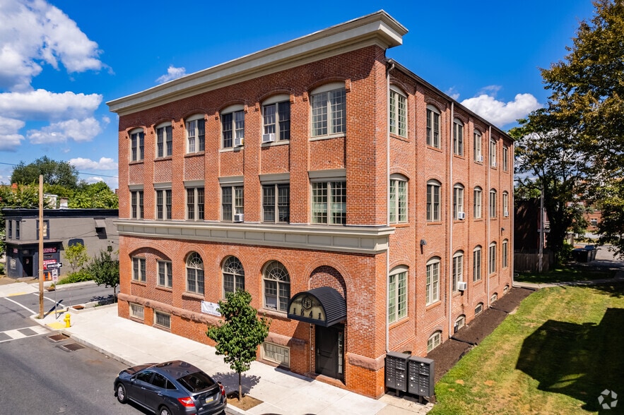 Glass Factory Building - Glass Factory