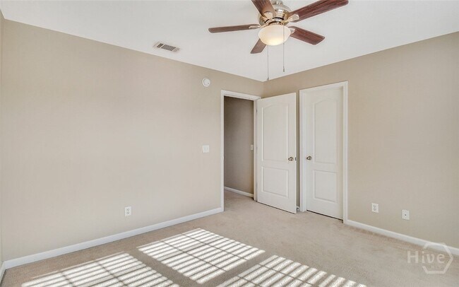 Building Photo - 601 Bristol Way
