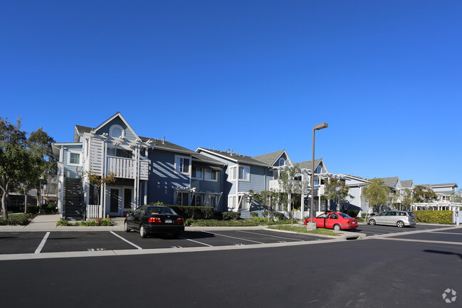 Primary Photo - Poinsettia Station Apartments