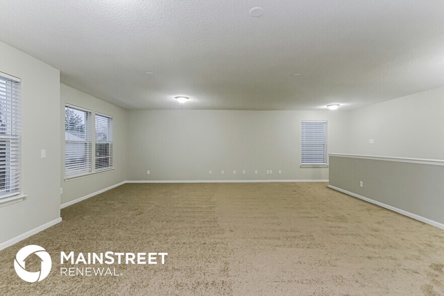 Building Photo - 6879 Merritt Ridge Way