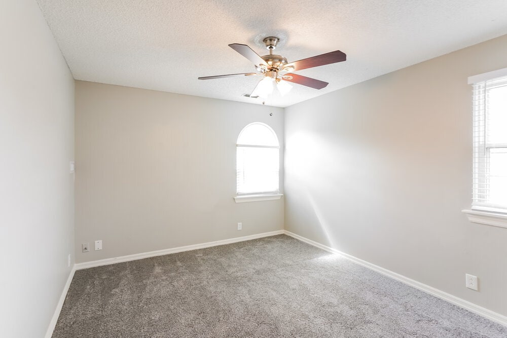 Building Photo - 2605 Paddle Wheel Dr