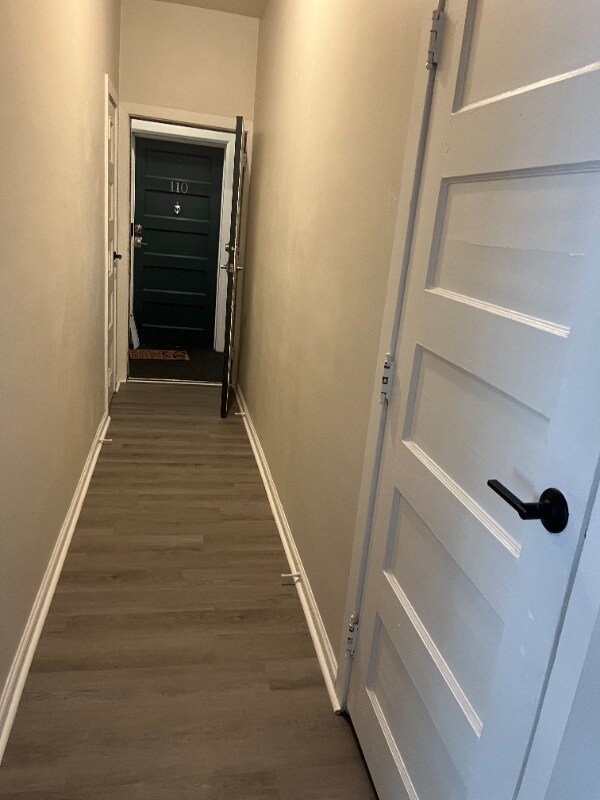 Building Photo - 406 N Delaware St