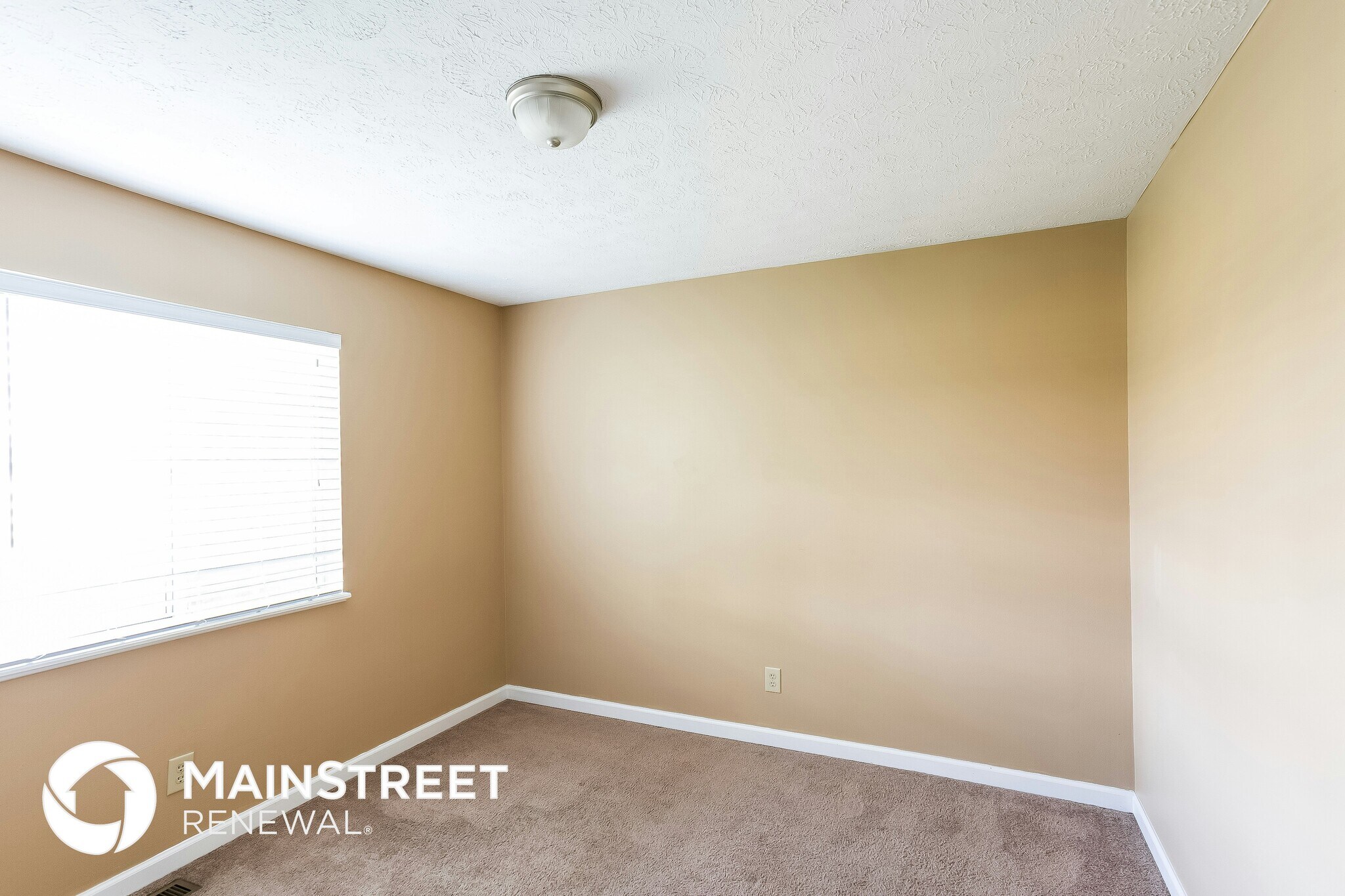 Building Photo - 5934 Parterra Dr