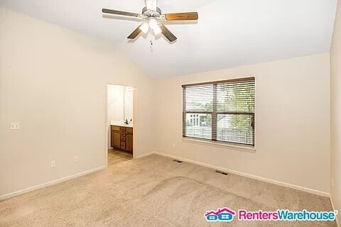 Building Photo - 4 Bed 3 Bath Home In North KC! Available NOW!