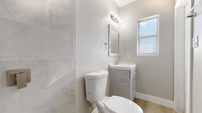 Building Photo - 74 W 15th St