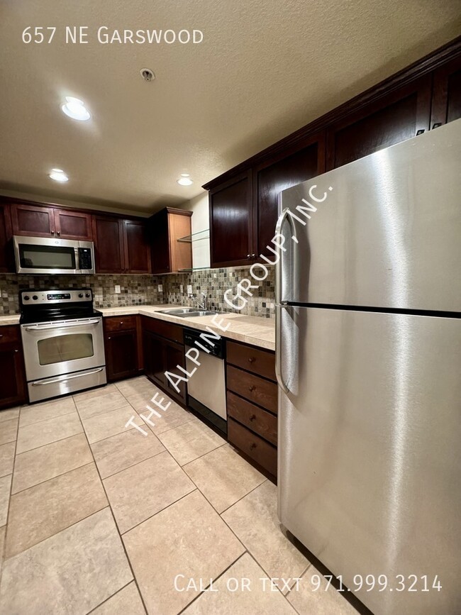 Building Photo - Ground floor condo at Arbor Crossing!