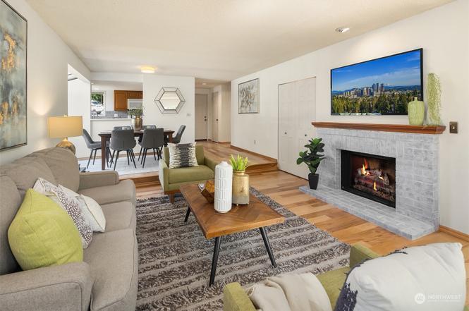 Building Photo - 15175 Sunwood Blvd