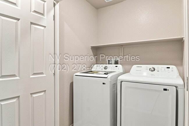 Building Photo - 7204 Sunray Point St