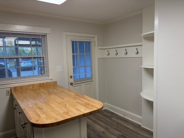 Building Photo - 361 Mills Ave