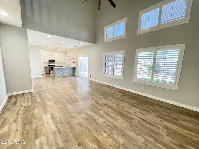 Building Photo - 2640 E Indian Wells Pl