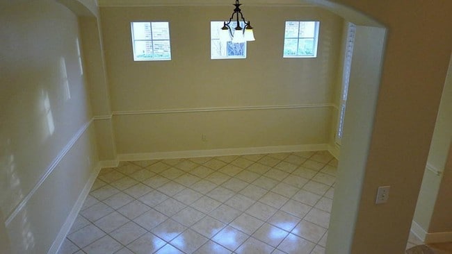 Building Photo - 1767 Lakeside Enclave Dr